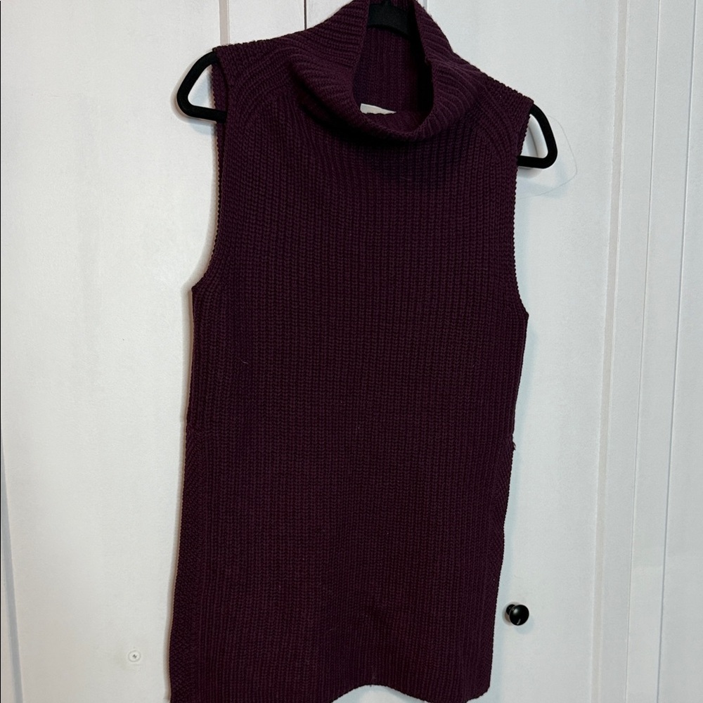 Aritzia Wilfred | Plum Knit Tunic Top - Sleeveless - Small